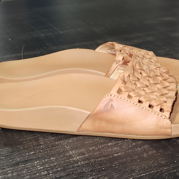 Women's Sandal bundle - Size 6 OLUKAI & MAD LOVE - Picture 9 of 14